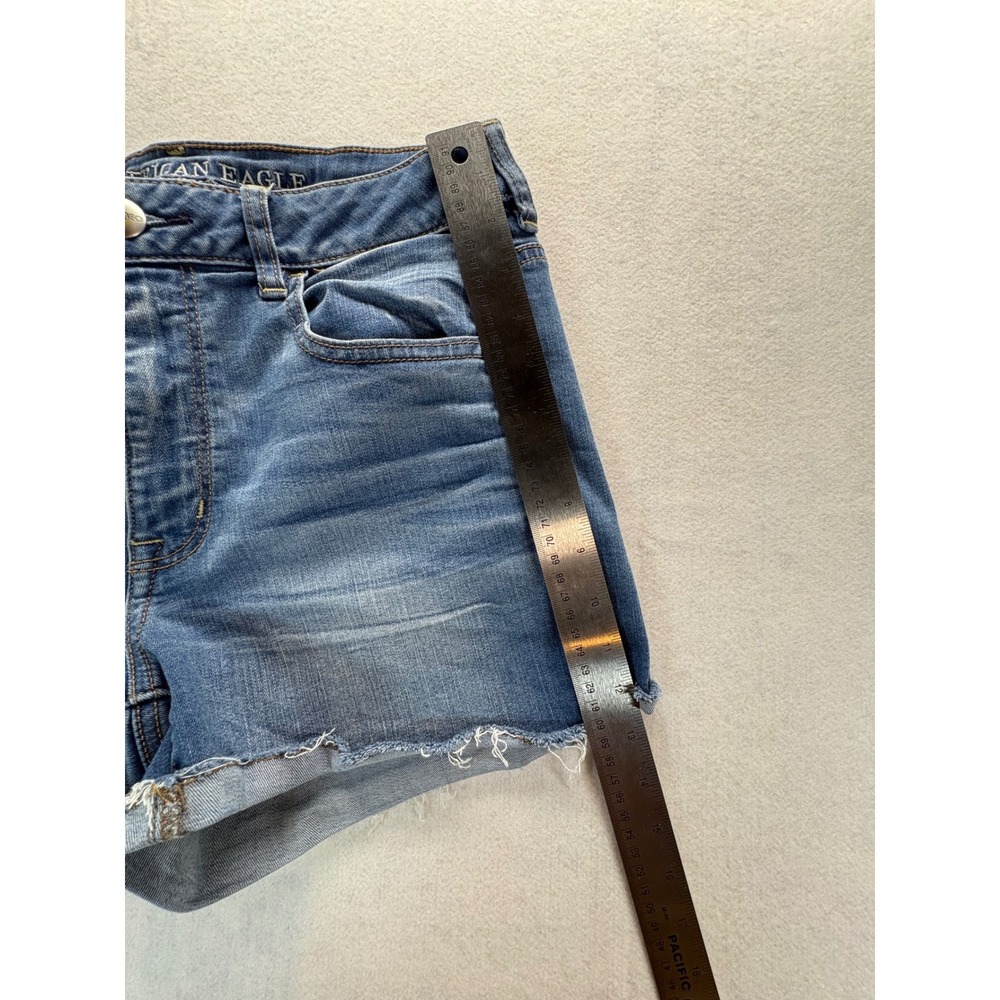 American Eagle Hi-Rise Shortie Denim Shorts Blue Raw Hem Womens Size 10 Med Wash - Picture 7 of 7